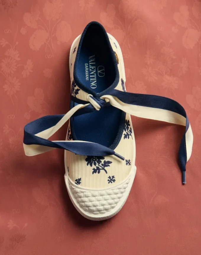 Bay By Bay Ballerina Sneakers σε ύφασμα Papier Floral Bay By Bay Ballerina Sneakers σε ύφασμα Papier Floral