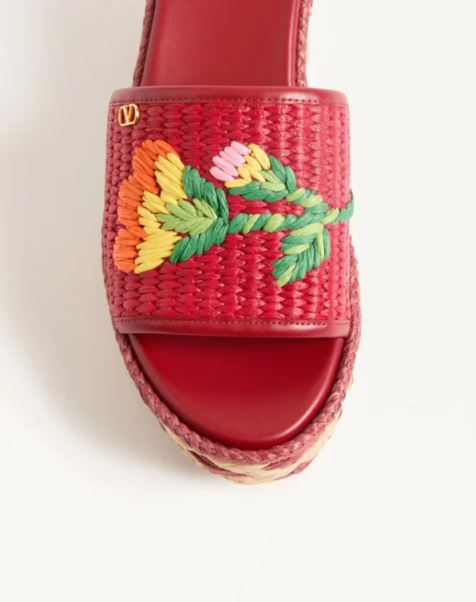 Bribri Raffia Wedge Slide με κεντημένο λουλούδι 65 mm