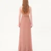 Φωτεινό μακρύ φόρεμα από ζορζέτα Φωτεινό μακρύ φόρεμα από ζορζέτα