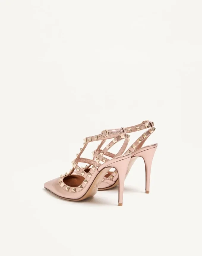Γόβες Rockstud από πλαστικοποιημένο δέρμα νάπα 100 mm Γόβες Rockstud από πλαστικοποιημένο δέρμα νάπα 100 mm