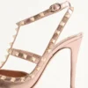 Γόβες Rockstud από πλαστικοποιημένο δέρμα νάπα 100 mm Γόβες Rockstud από πλαστικοποιημένο δέρμα νάπα 100 mm