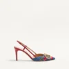 Γόβες Slingback με υπογραφή Vlogo σε τζιν με κεντημένο σχέδιο Cherryfic 80 mm Γόβες Slingback με υπογραφή Vlogo σε τζιν με κεντημένο σχέδιο Cherryfic 80 mm
