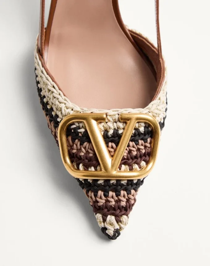 Γόβες Vlogo Signature Slingback με κροσέ κεντήματα 80 mm Γόβες Vlogo Signature Slingback με κροσέ κεντήματα 80 mm