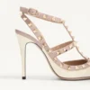 Γυαλιστερά γόβα Rockstud Caged Pump 100Mm