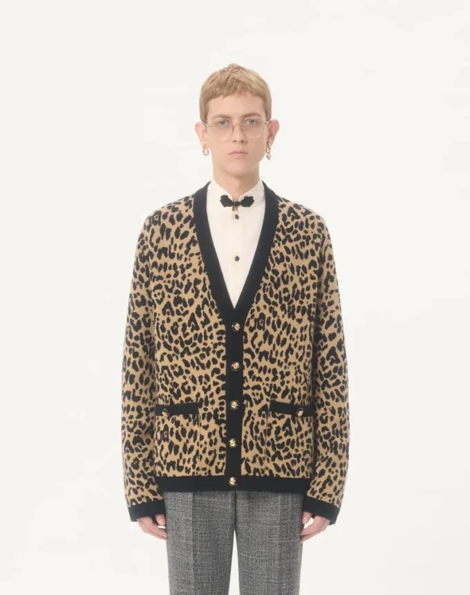 Καρδιγκάν από μαλλί Valentino με ζακάρ Fauve Eclat Animal Print Καρδιγκάν από μαλλί Valentino με ζακάρ Fauve Eclat Animal Print