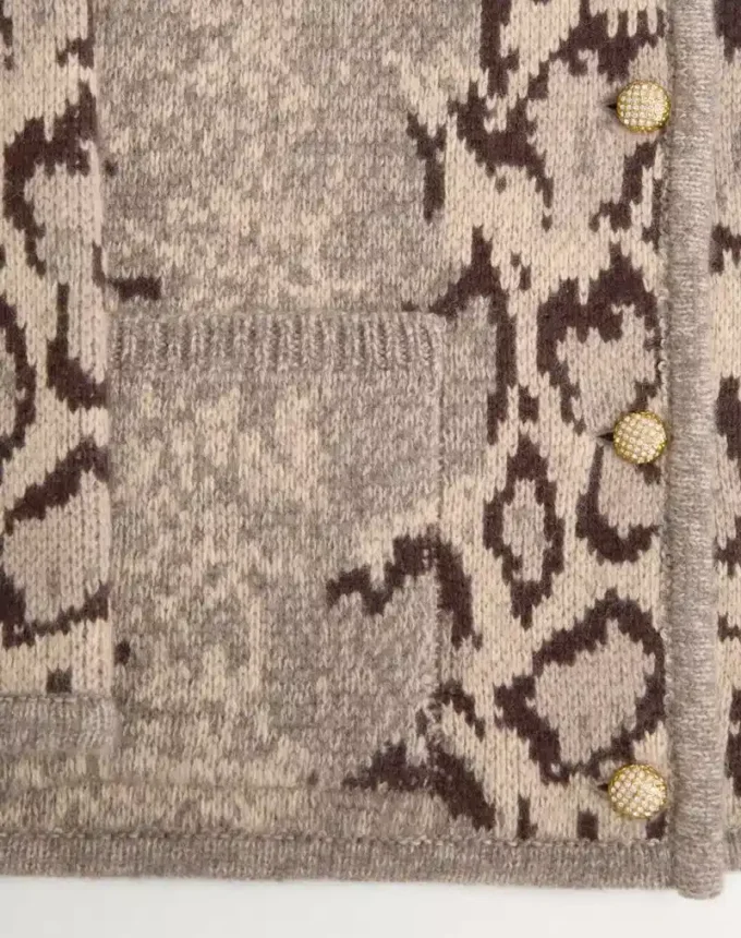 Κασμιρένια ζακέτα με animal print