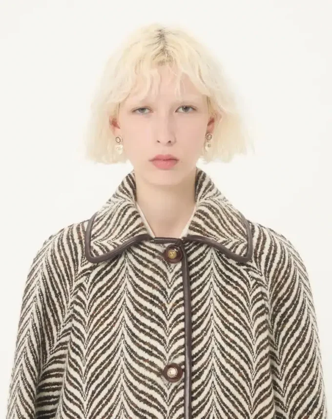 Καστανό καμπαρντίνο από μαλλί με Fauve Eclat Animal Print Καστανό καμπαρντίνο από μαλλί με Fauve Eclat Animal Print