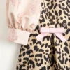 Κοντό φόρεμα από κρεπ με animalier print Κοντό φόρεμα από κρεπ με animalier print