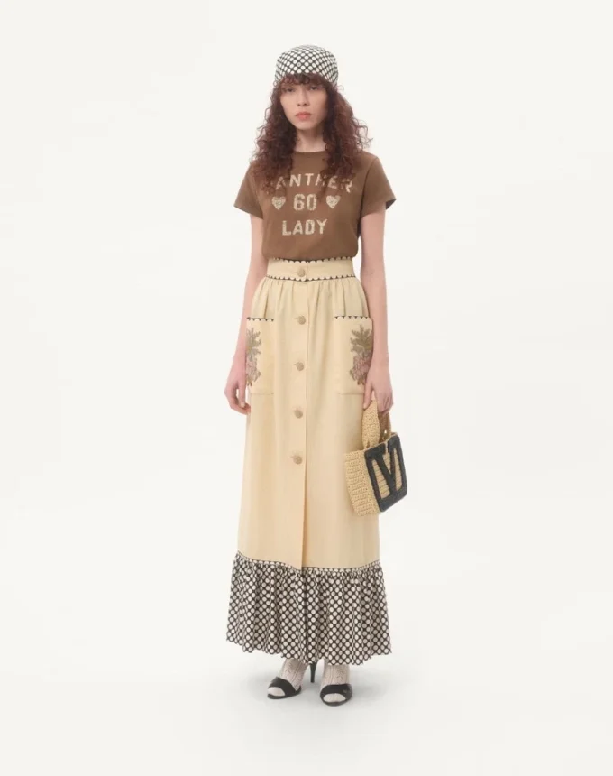 Μακρύ κεντημένο φούστα