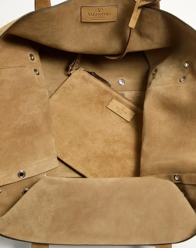 Μεγάλη τσάντα για ψώνια από σουέτ Valentino Garavani Nellcôte Μεγάλη τσάντα για ψώνια από σουέτ Valentino Garavani Nellcôte
