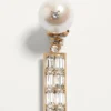 Μεταλλικά σκουλαρίκια San Fin με κρύσταλλα Swarovski® και μαργαριτάρια Μεταλλικά σκουλαρίκια San Fin με κρύσταλλα Swarovski® και μαργαριτάρια