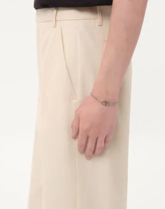 Μεταλλικό βραχιόλι Valentino Garavani Vlogo Signature