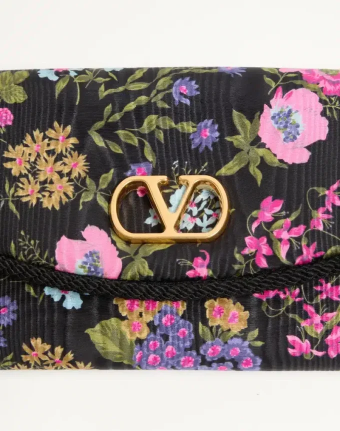 Μικρή τσάντα ώμου Valentino Garavani DeVain από ύφασμα Moiré Papier Floral Μικρή τσάντα ώμου Valentino Garavani DeVain από ύφασμα Moiré Papier Floral