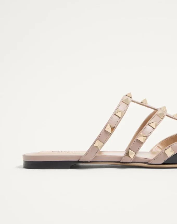Μποτάκια Rockstud από βερνικωμένο δέρμα