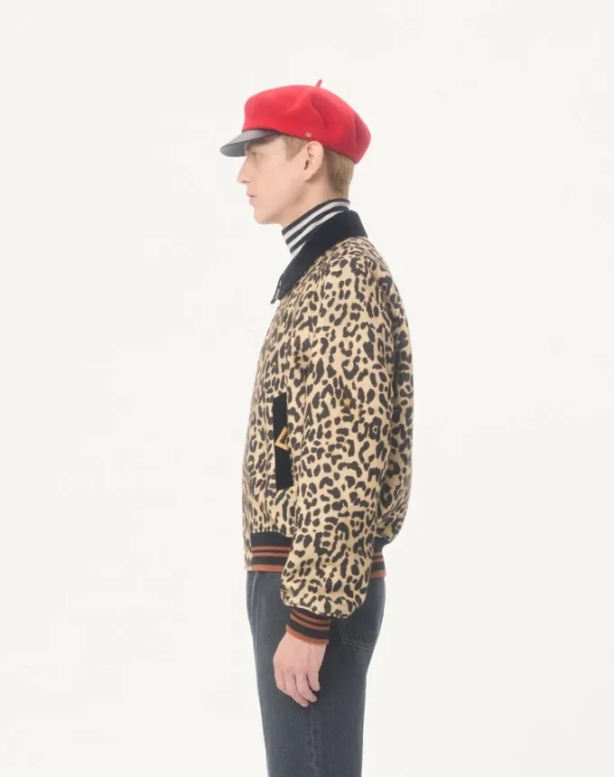 Μπουφάν Valentino Bomber από μαλλί με VGold στις πλαϊνές τσέπες Μπουφάν Valentino Bomber από μαλλί με VGold στις πλαϊνές τσέπες