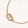 Οβάλ βραχιόλι από μέταλλο και μαργαριτάρια Swarovski® Οβάλ βραχιόλι από μέταλλο και μαργαριτάρια Swarovski®