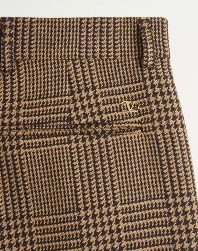 Παντελόνι Valentino από μαλλί με μοτίβο Glen Plaid και αναστρέψιμα μπατζάκια Παντελόνι Valentino από μαλλί με μοτίβο Glen Plaid και αναστρέψιμα μπατζάκια