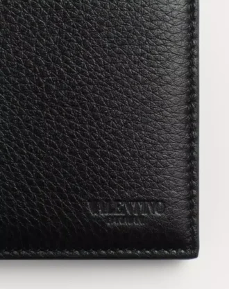 Πορτοφόλι Rockstud από δέρμα μοσχαριού με κόκκους