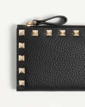 Rockstud Grainy Calfskin Cardholder With Zipper Rockstud Grainy Calfskin Cardholder With Zipper