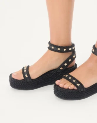 Σανδάλια Rockstud Flatform από δέρμα μοσχαριού 45 mm