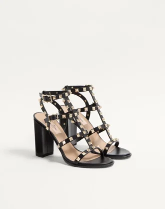 Σανδάλια Rockstud με λουράκι στον αστράγαλο 90 mm
