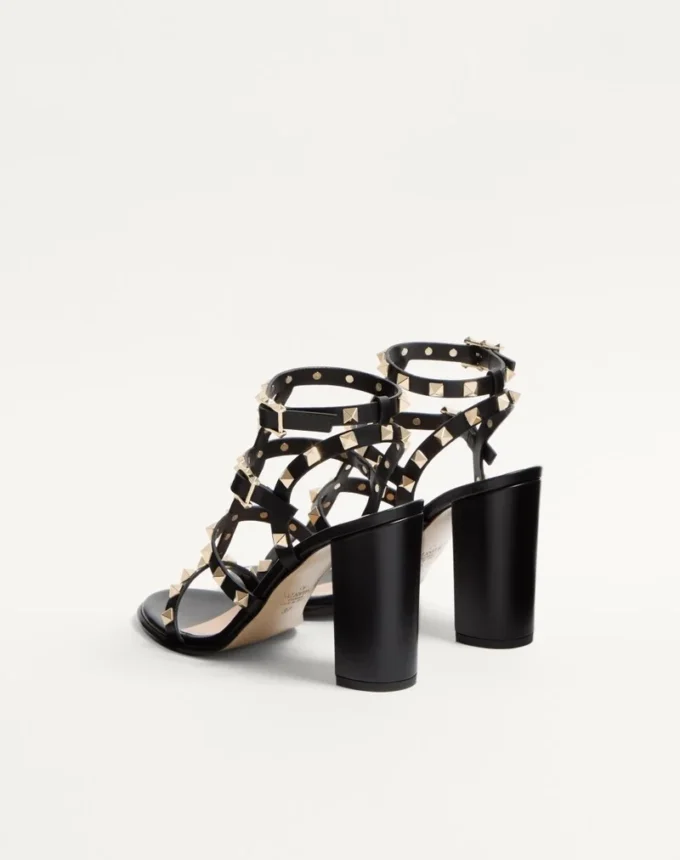 Σανδάλια Rockstud με λουράκι στον αστράγαλο 90 mm