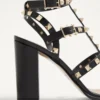 Σανδάλια Rockstud με λουράκι στον αστράγαλο 90 mm