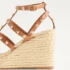 Σανδάλια Rockstud με λουράκια από δέρμα μοσχαριού 95 mm Σανδάλια Rockstud με λουράκια από δέρμα μοσχαριού 95 mm