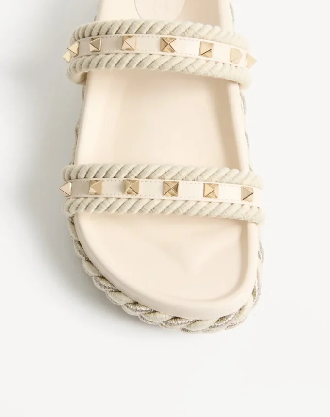 Σανδάλια Rockstud Slide από δέρμα μοσχαριού 20 mm Σανδάλια Rockstud Slide από δέρμα μοσχαριού 20 mm