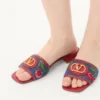 Σανδάλια Vlogo Signature Denim Slide με κεντημένο σχέδιο Cherryfic 20 mm Σανδάλια Vlogo Signature Denim Slide με κεντημένο σχέδιο Cherryfic 20 mm