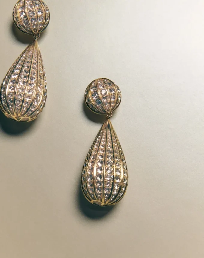 Σκουλαρίκια Poetique Des Gouttes από μέταλλο και κρύσταλλα Swarovski®