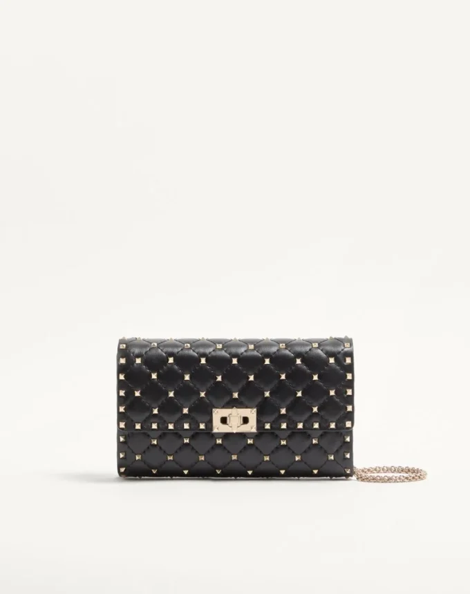 Τσάντα Rockstud Spike Nappa Leather Crossbody Clutch Τσάντα Rockstud Spike Nappa Leather Crossbody Clutch