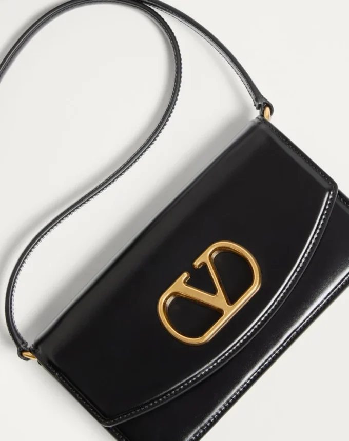 Τσάντα Valentino Garavani Vain από γυαλιστερό δέρμα μοσχαριού Τσάντα Valentino Garavani Vain από γυαλιστερό δέρμα μοσχαριού