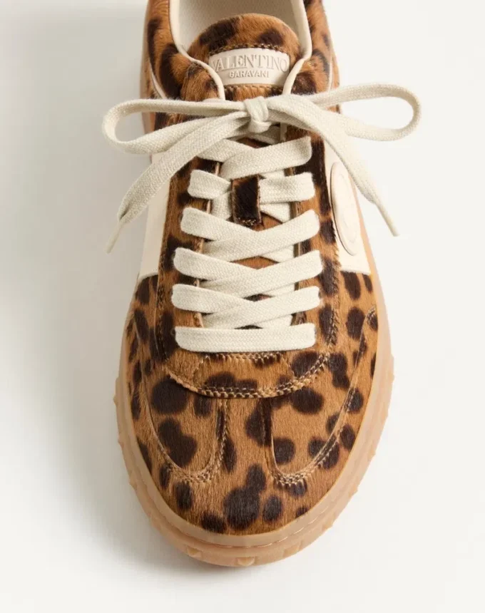 Upvillage Trainer από δέρμα μοσχαριού με εφέ πόνυ Upvillage Trainer από δέρμα μοσχαριού με εφέ πόνυ