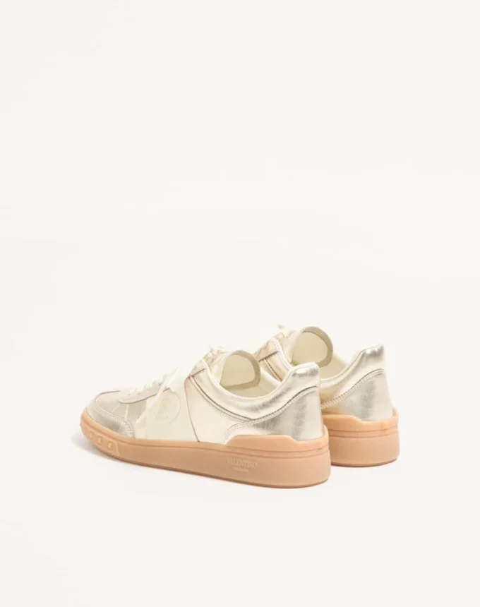 Upvillage Trainer από πλαστικοποιημένο δέρμα μοσχαριού με λωρίδα από δέρμα μοσχαριού Nappa Upvillage Trainer από πλαστικοποιημένο δέρμα μοσχαριού με λωρίδα από δέρμα μοσχαριού Nappa