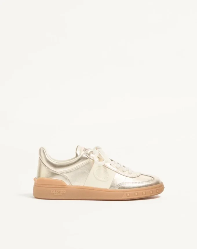Upvillage Trainer από πλαστικοποιημένο δέρμα μοσχαριού με λωρίδα από δέρμα μοσχαριού Nappa Upvillage Trainer από πλαστικοποιημένο δέρμα μοσχαριού με λωρίδα από δέρμα μοσχαριού Nappa