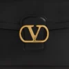 Valentino Garavani 9To5 Τσάντα ώμου από απαλό δέρμα μοσχαριού Valentino Garavani 9To5 Τσάντα ώμου από απαλό δέρμα μοσχαριού