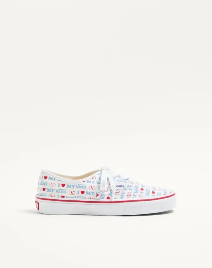 Valentino Garavani και Vans χαμηλά αθλητικά παπούτσια από ύφασμα με τύπωμα Valentino Vans Love Valentino Garavani και Vans χαμηλά αθλητικά παπούτσια από ύφασμα με τύπωμα Valentino Vans Love