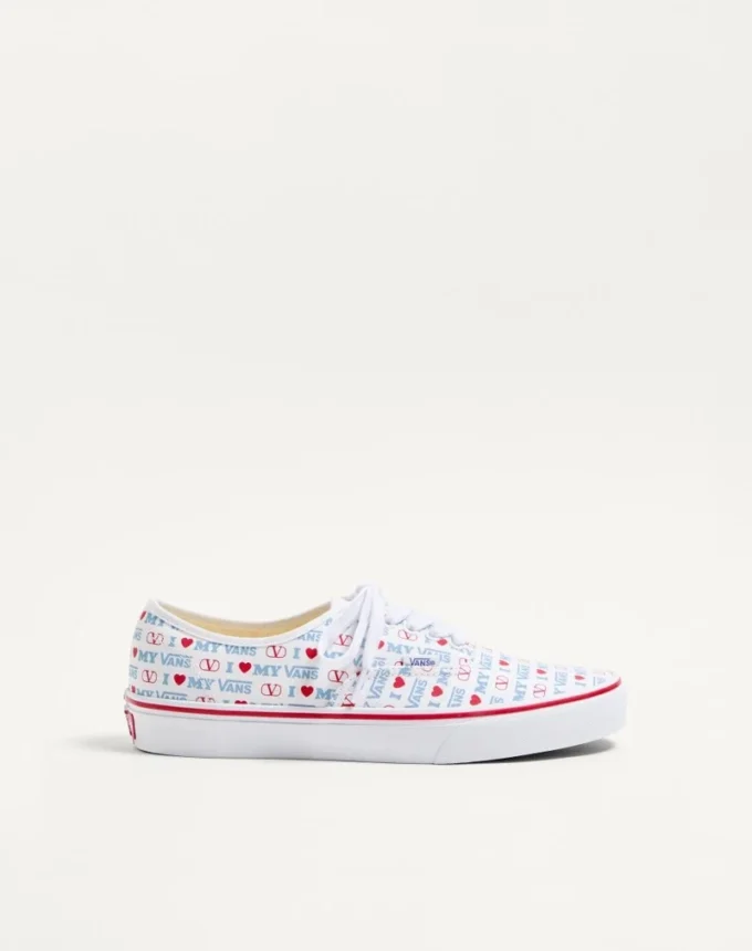 Valentino Garavani και Vans χαμηλά αθλητικά παπούτσια από ύφασμα με τύπωμα Valentino Vans Love Valentino Garavani και Vans χαμηλά αθλητικά παπούτσια από ύφασμα με τύπωμα Valentino Vans Love