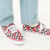 Valentino Garavani και Vans χαμηλά αθλητικά παπούτσια από ύφασμα με τυπωμένο λογότυπο V σε μοτίβο σκακιέρας και λεπτομέρειες με πουά Valentino Garavani και Vans χαμηλά αθλητικά παπούτσια από ύφασμα με τυπωμένο λογότυπο V σε μοτίβο σκακιέρας και λεπτομέρειες με πουά