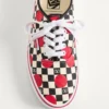 Valentino Garavani και Vans χαμηλά αθλητικά παπούτσια από ύφασμα με τυπωμένο λογότυπο V σε μοτίβο σκακιέρας και λεπτομέρειες με πουά Valentino Garavani και Vans χαμηλά αθλητικά παπούτσια από ύφασμα με τυπωμένο λογότυπο V σε μοτίβο σκακιέρας και λεπτομέρειες με πουά