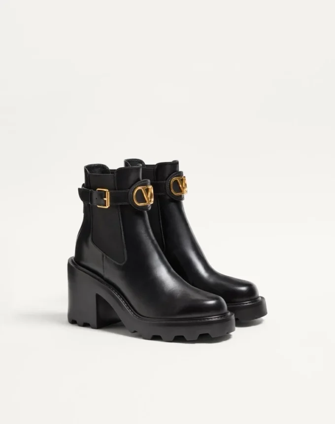 Vlogo Signature Calfskin Beatle 90Mm