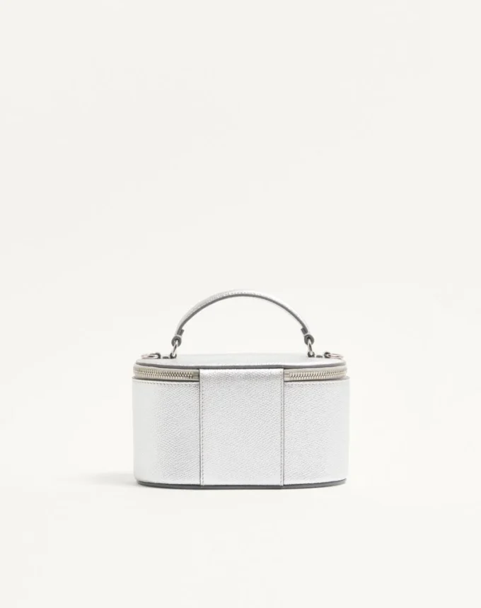 VLogo Signature Mini Vanity Bag από πλαστικοποιημένο δέρμα μοσχαριού VLogo Signature Mini Vanity Bag από πλαστικοποιημένο δέρμα μοσχαριού