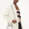 VLogo Signature Mini Vanity Bag από πλαστικοποιημένο δέρμα μοσχαριού VLogo Signature Mini Vanity Bag από πλαστικοποιημένο δέρμα μοσχαριού