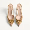 VLogo Signature Slingback Pump In Crust Leather With Floral Embroidery 80Mm VLogo Signature Slingback Pump In Crust Leather With Floral Embroidery 80Mm