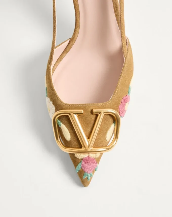 VLogo Signature Slingback Pump In Crust Leather With Floral Embroidery 80Mm VLogo Signature Slingback Pump In Crust Leather With Floral Embroidery 80Mm